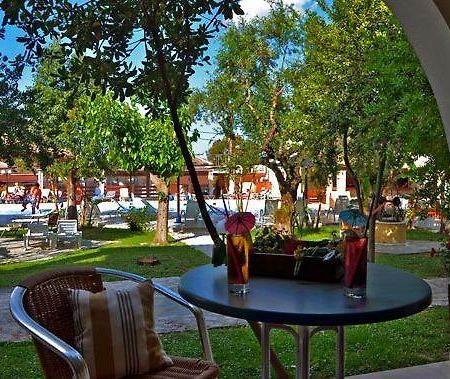 Mediterranee Hotel Plános 객실 사진